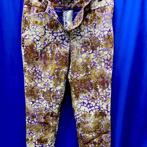 Crop pants; 7thAve by New York&Co; Size 10; Animal Print w Purple & Tan